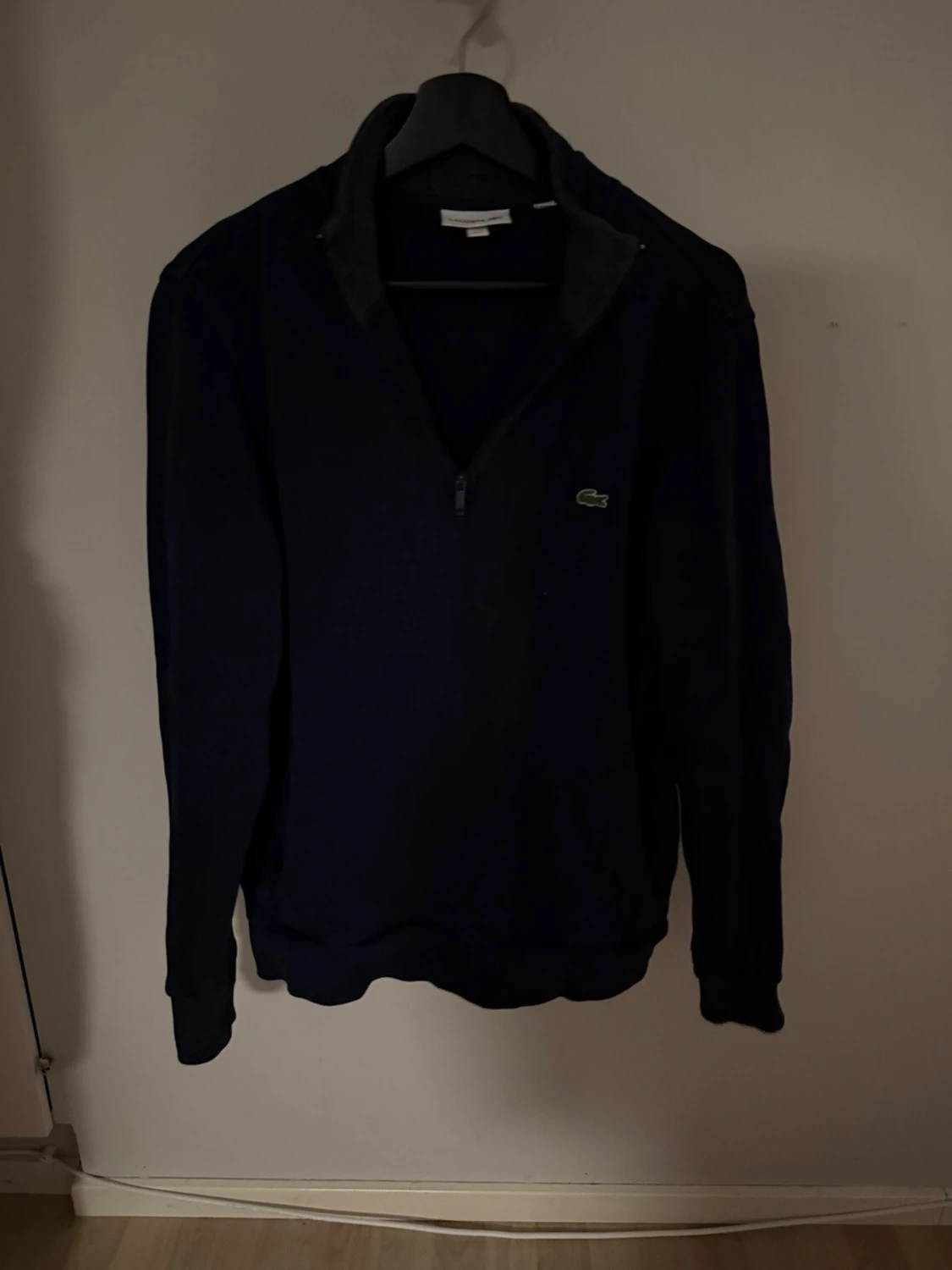 Mörkblå half-zip tröja från Lacoste - 1