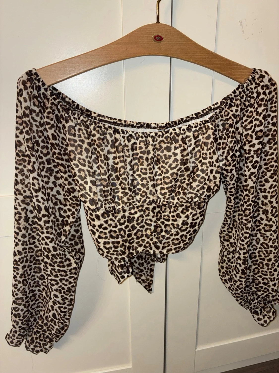 Leopard knyttopp