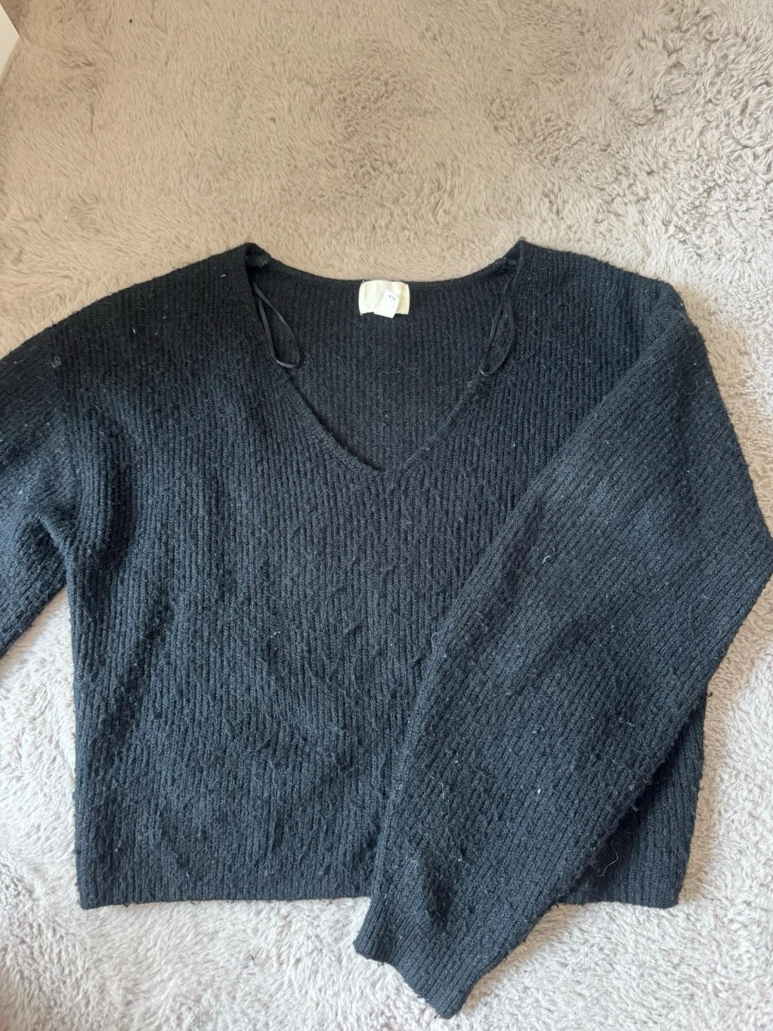 Svart stickad tröja från H&M