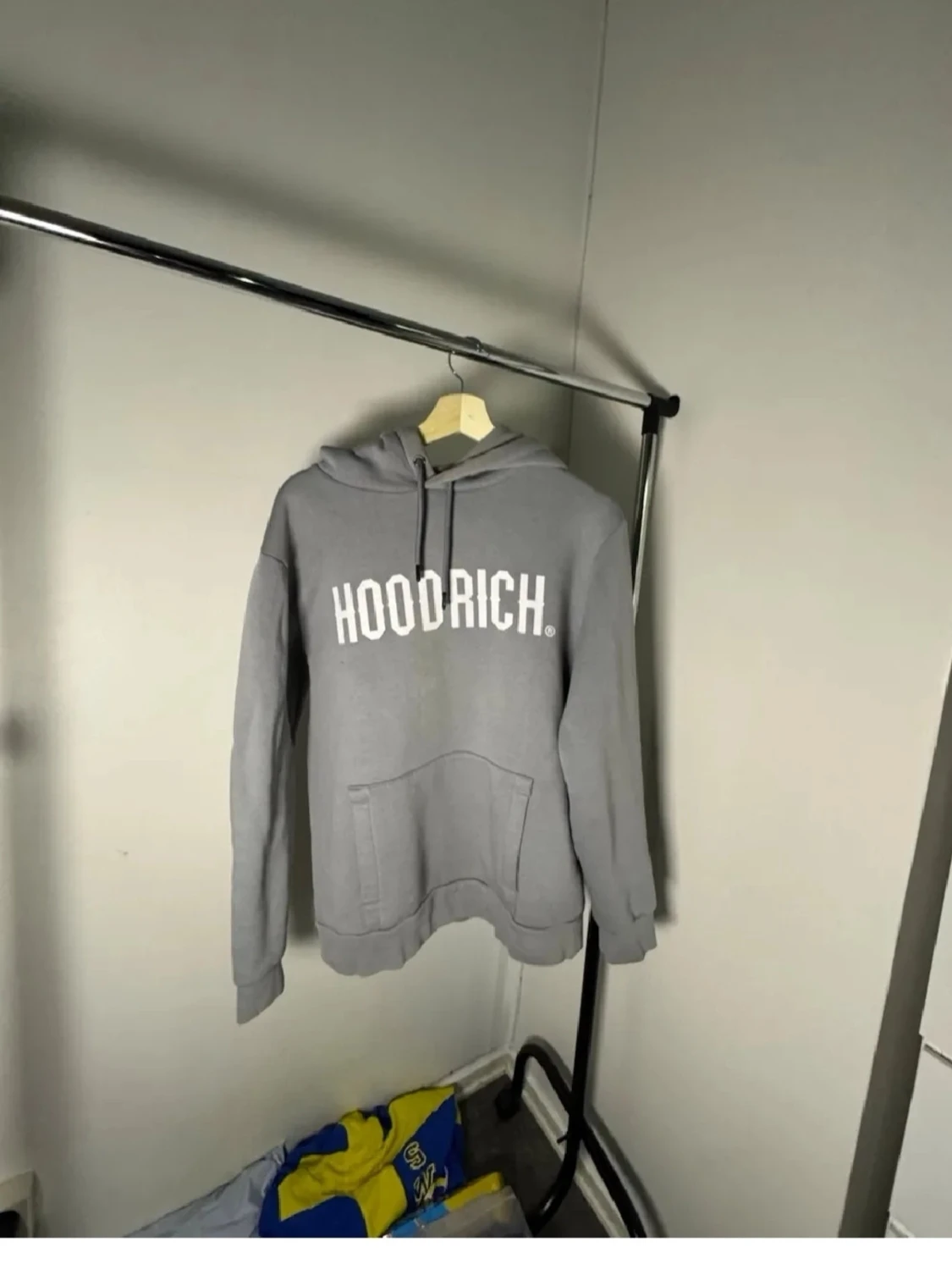 Grå HOODRICH hoodie med tryck