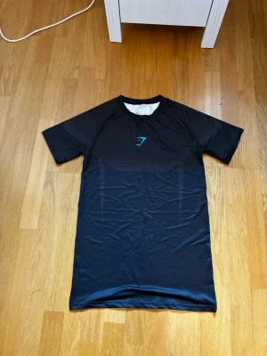 Gymshark Compression shirt - Säljer en fet Gymshark Compression shirt