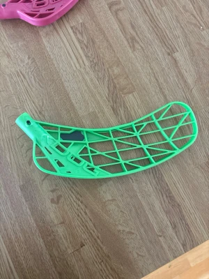 Oxdog Optilight blad - Helt nytt leftat grönt Optilight blad. Oanvänt och med orginalhook.