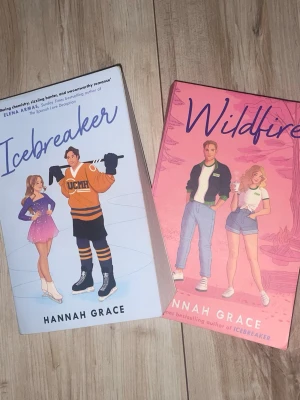 Icebreaker & Wildfire av Hannah Grace - Båda är i perfekt skick och i engelsk utgåva. 💕Köp 1 för 85 eller båda för 150kr