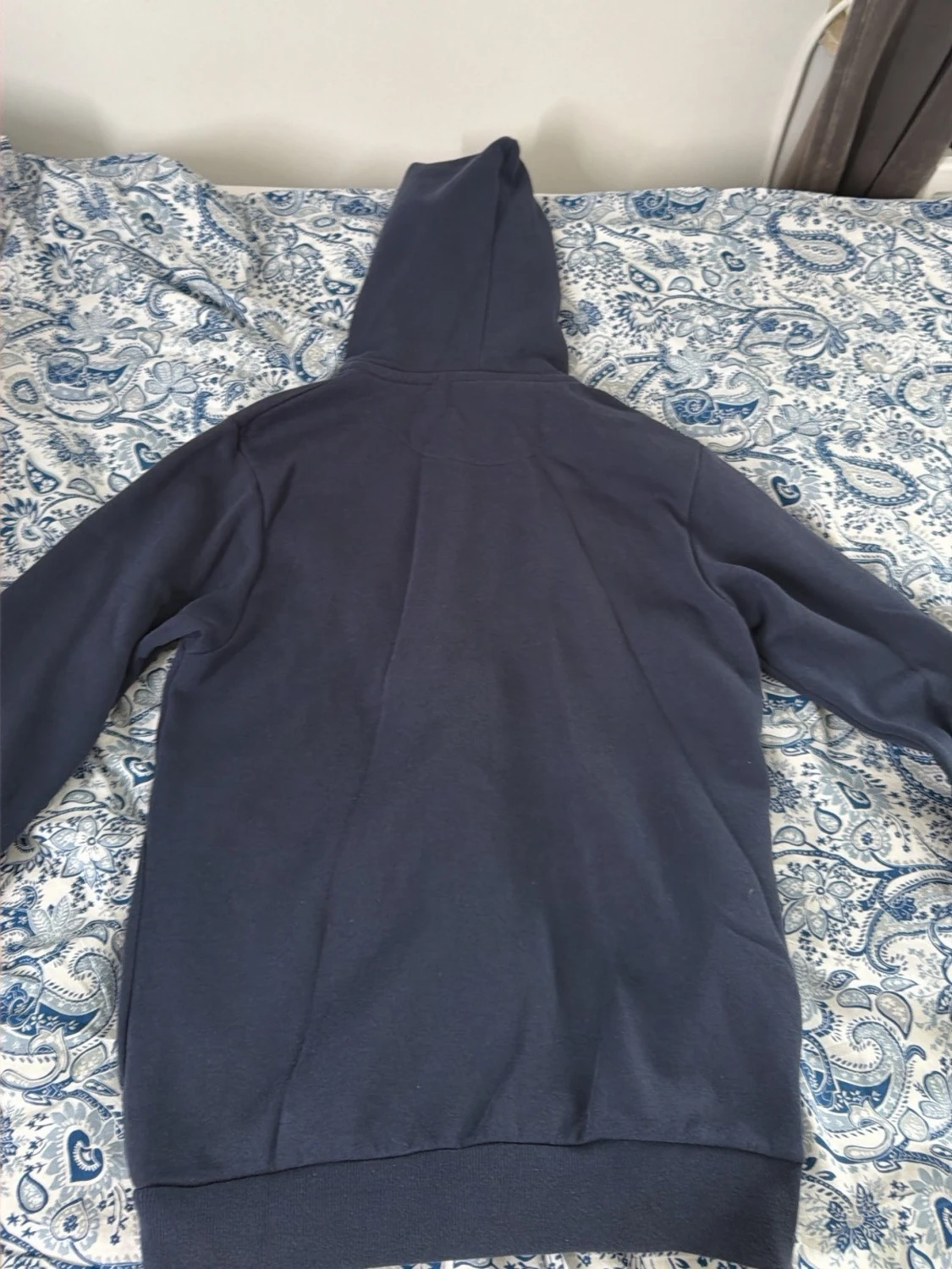 Mörkblå hoodie och byxor från MCKENZIE - 1