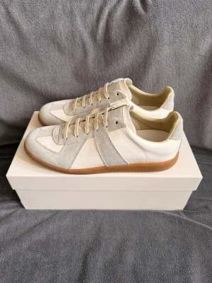 Maison Margiela gats - Vita MM gats || Storlek 41 || Box och dustbags medföljer 