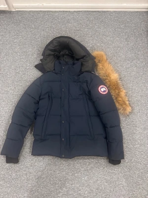 Canada goose jacka - Använt ett fåtal gånger 