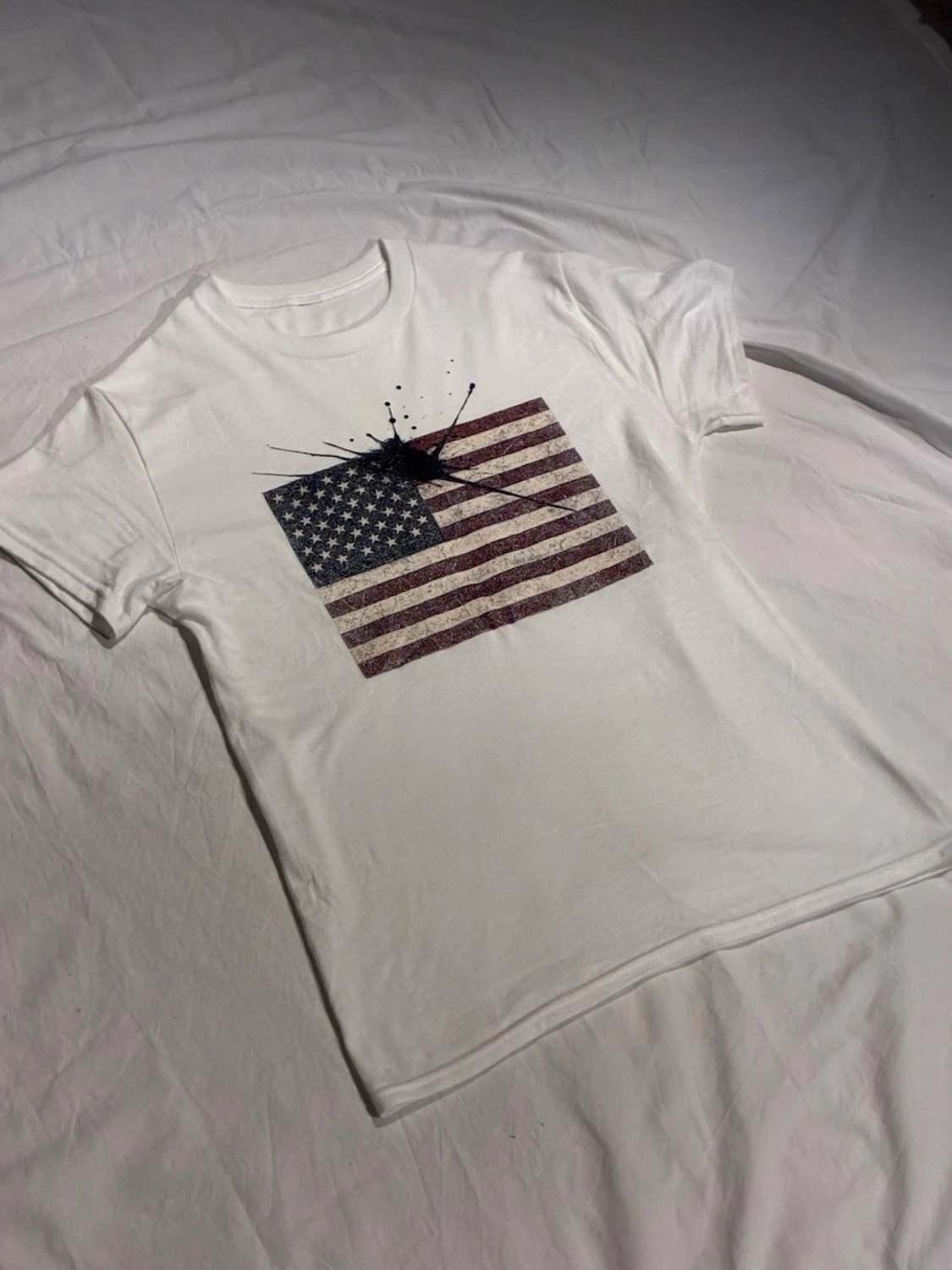 Vit t-shirt med USA-flagga och tryck - 1