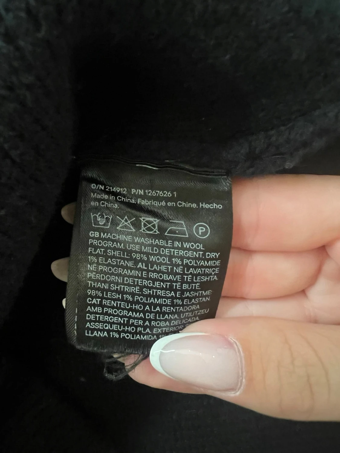 Svart ull kofta från H&M med knappar - 4