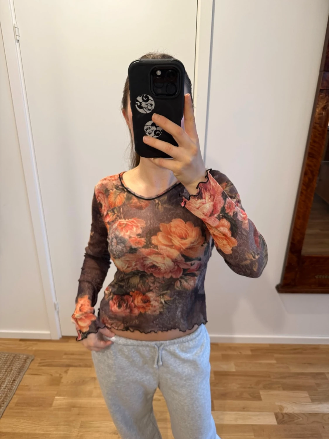 Blommig mesh topp från Oui