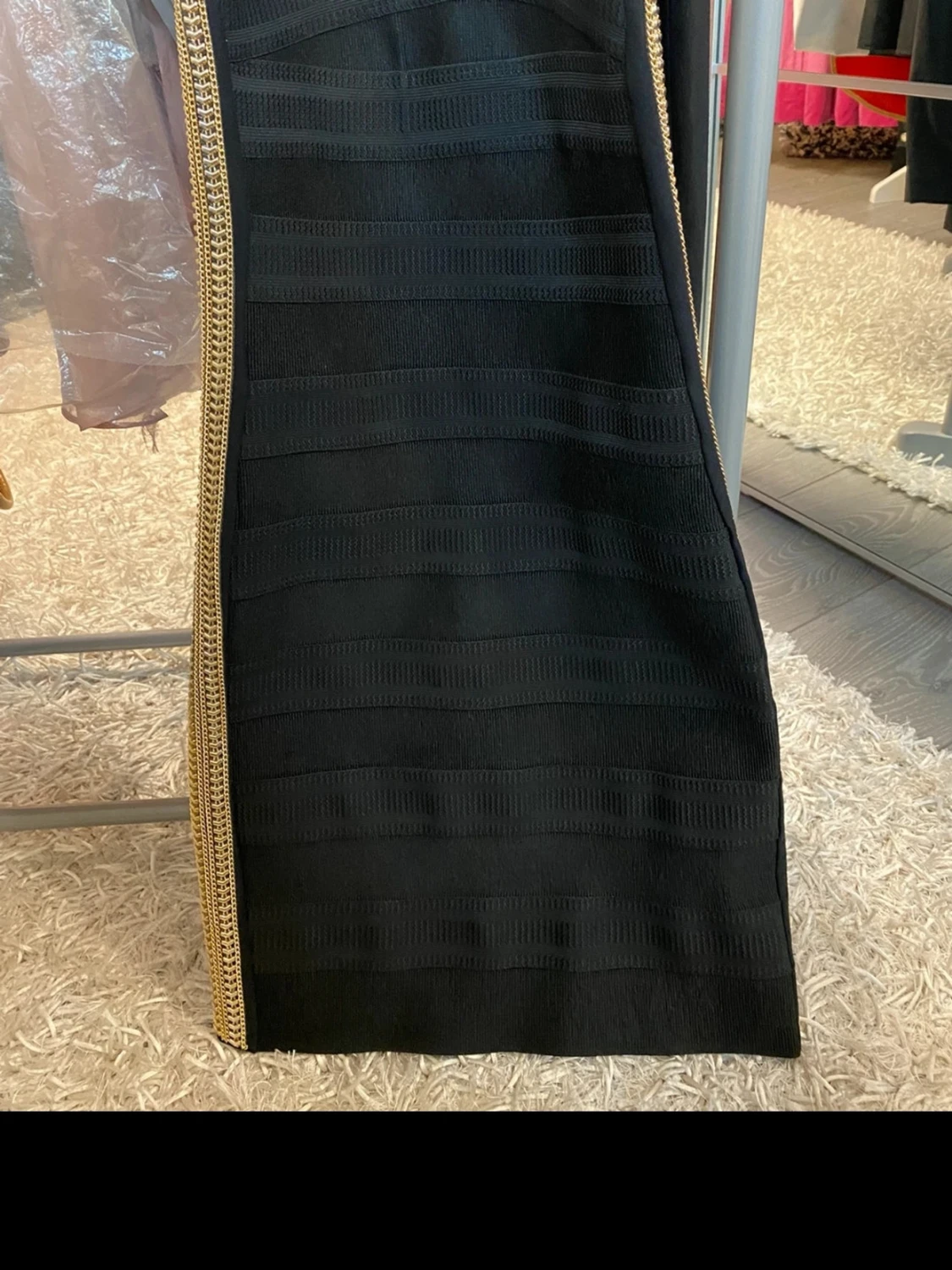 Svart axelbandslös kort klänning - 2