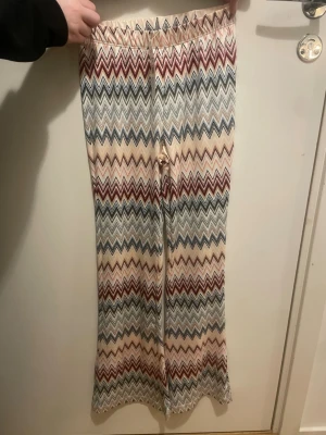 Mönstrade leggings från KappAhl - Snygga