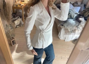 Figursydd kavaj  - SÅÅ snygg