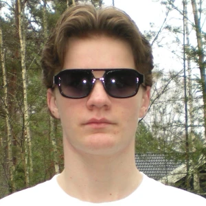 Solglasögon (Straps Of Sweden) - Helt nya solglasögon från Straps of Sweden.  Tidigare pris: 490 kr. Säljs nu till ett bättre pris då vi rensar ut samples/modeller.  • Helt nya • Stilren design • Passar de flesta ansiktsformer • Begränsat antal  Snabb leverans.  Kolla gärna vår Instagram: @strapsofsweden 