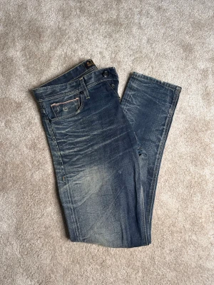 RDD jeans jack and Jones  - Säljer ett par blåa RDD jeans. Riktigt feta och passar dig som är 170-180. Skriv över det minsta lilla!