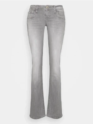 Ltb jeans valerie - Säljer dessa slutsålda populära ltb jeans i modellen valerie. Storleken är 29/34, har endast använt dem en gång då jag kände att de inte riktigt var för mig ❣️Så de är i princip i nyskick! 