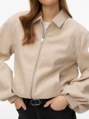 SÖKER denne jacka från Vero Moda - Söker denna jacka från Vero Moda. 