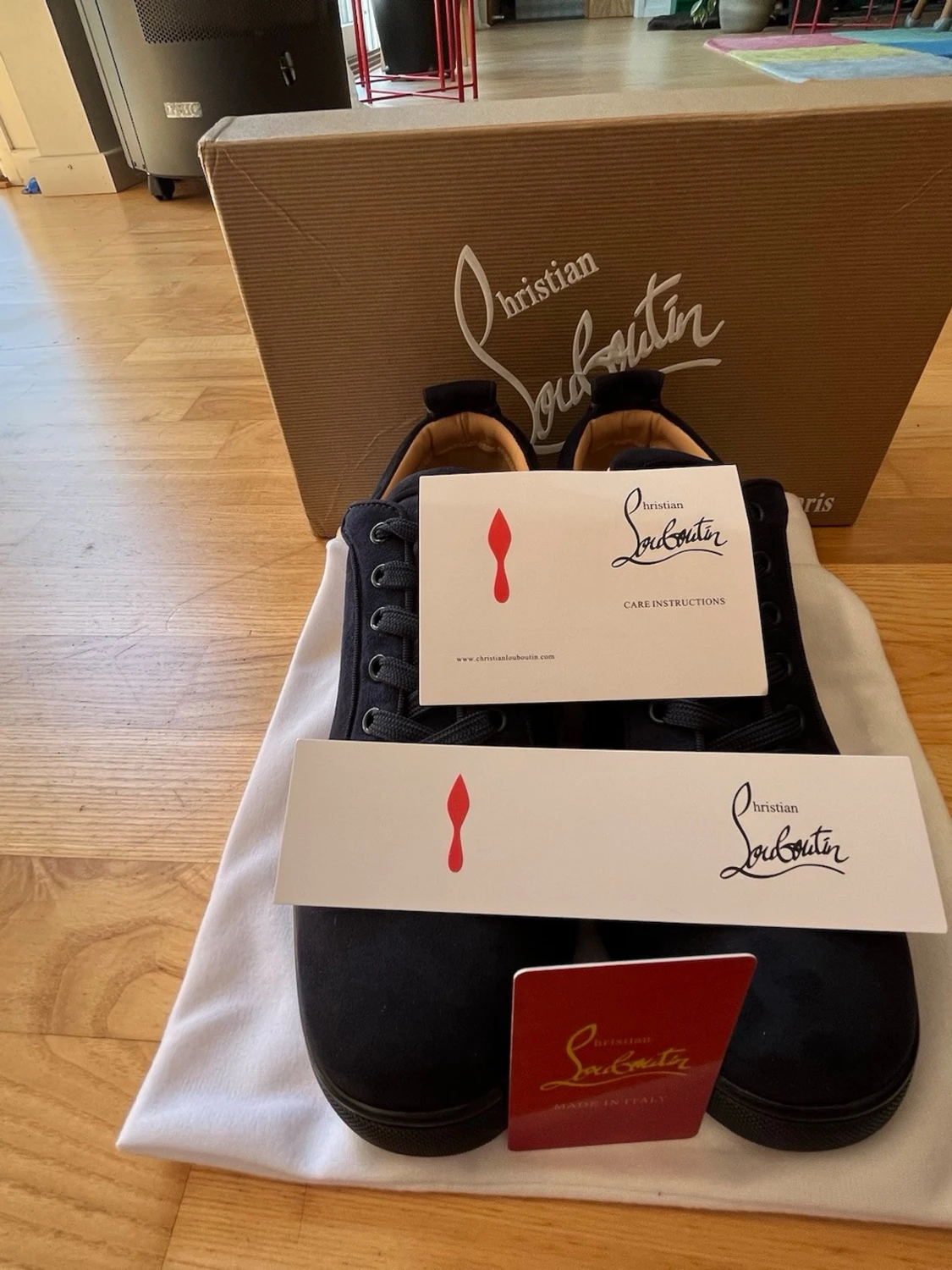 Svarta sneakers från Christian Louboutin - 2