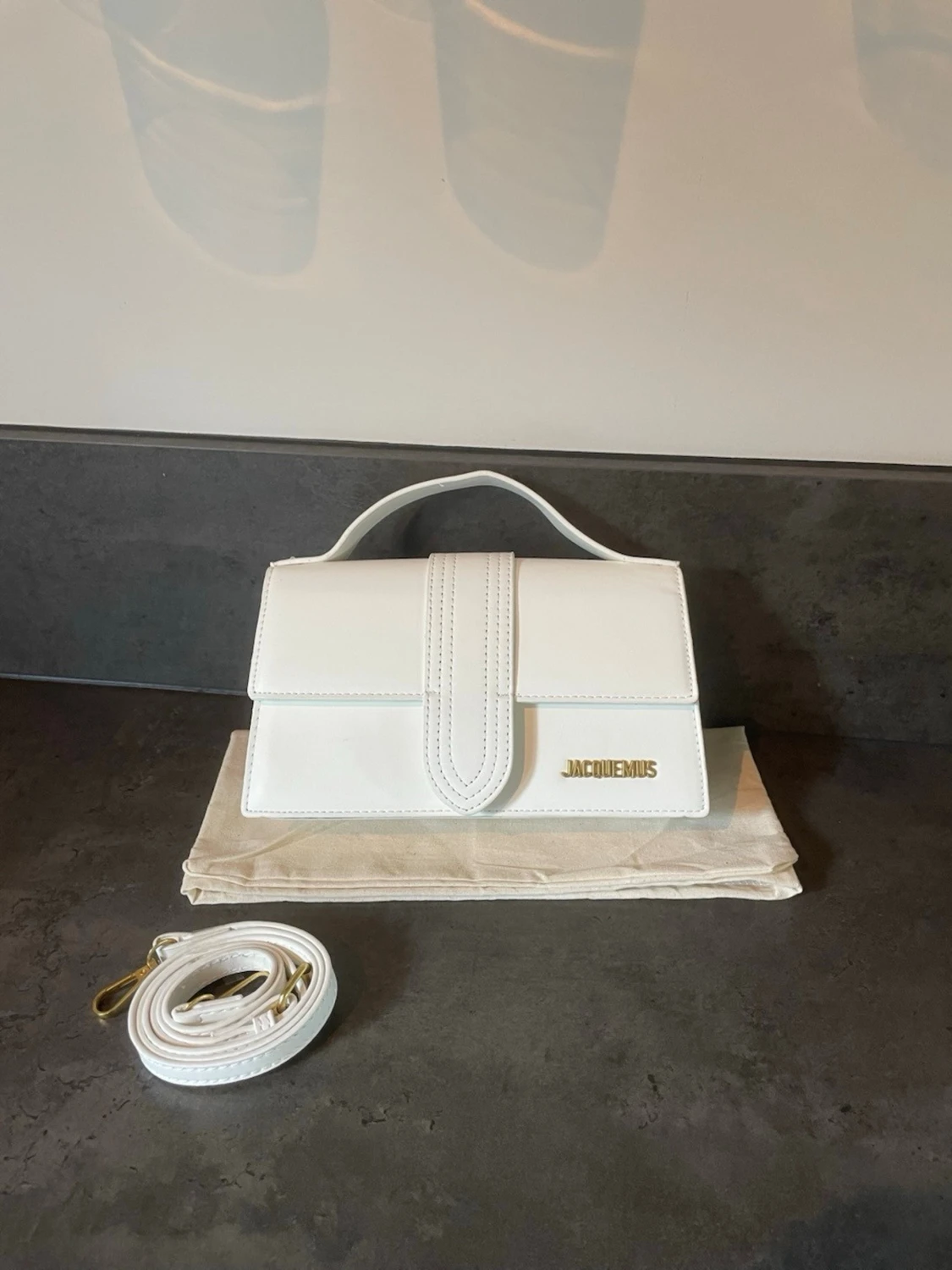 Vit Jacquemus väska