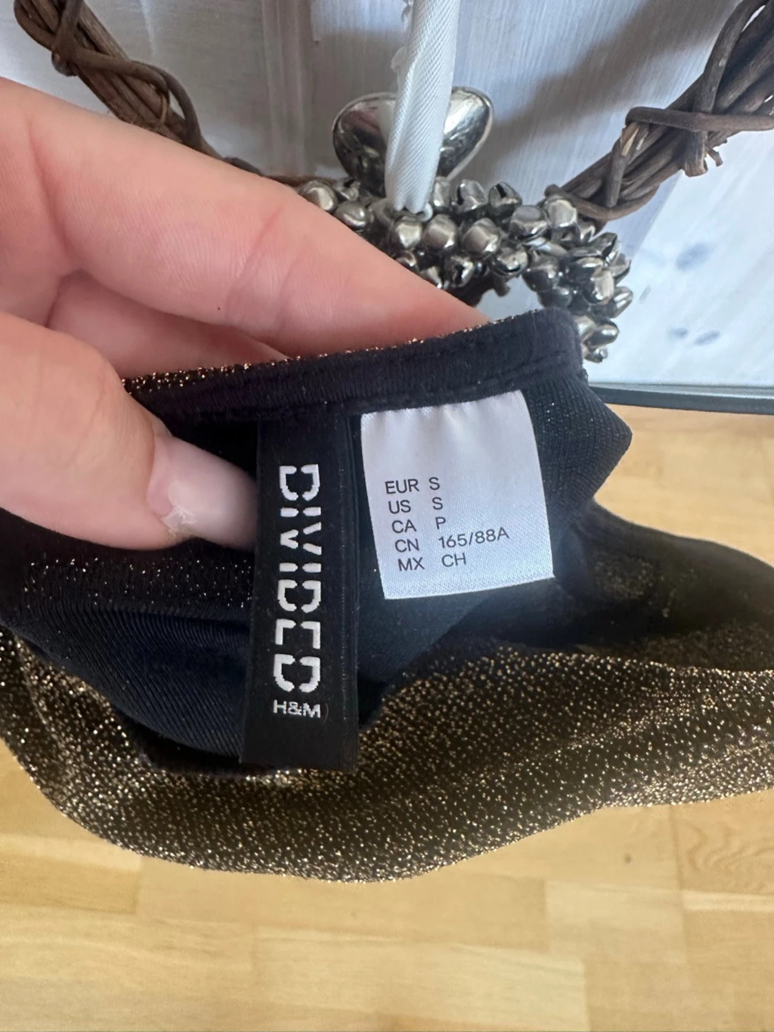 Glittrig linne-topp från H&M Divided - 1