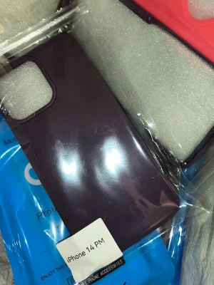 Iphone Mobil Skal - Säljer alla iPhone Mobil Skal för riktigt billig. Priset kan variera beroende på efterfrågan samt utbud men allt är under 35 kroner🔥🔥ifall ni är nyfikna är det bara att skriva 