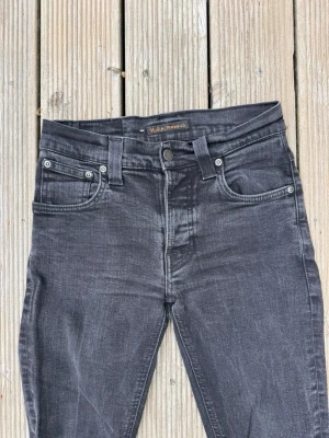 Nudie jeans - Nudie jeans - Modell: Grim Tim - Storlek: W29/L32 - skick: 9/10 - Nypris runt 2000kr
