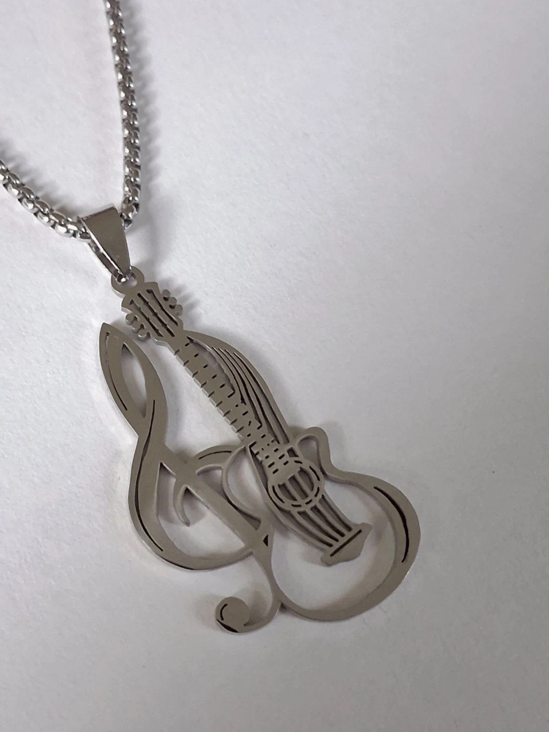 Halsband med gitarr och g-klav i stål - 2