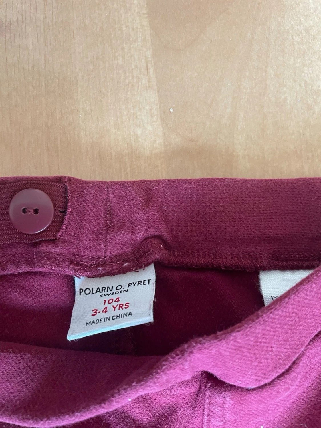 Vinröda leggings med dragkedjedetalj storlek 104 - 2