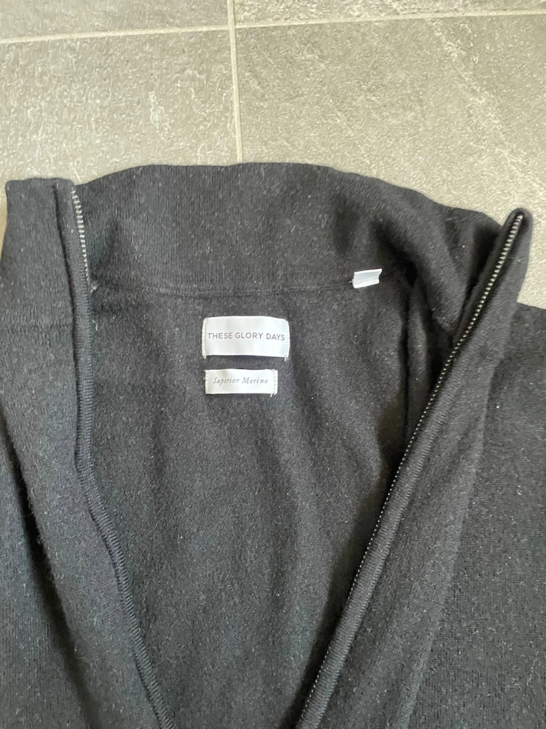 Full zip  - 2