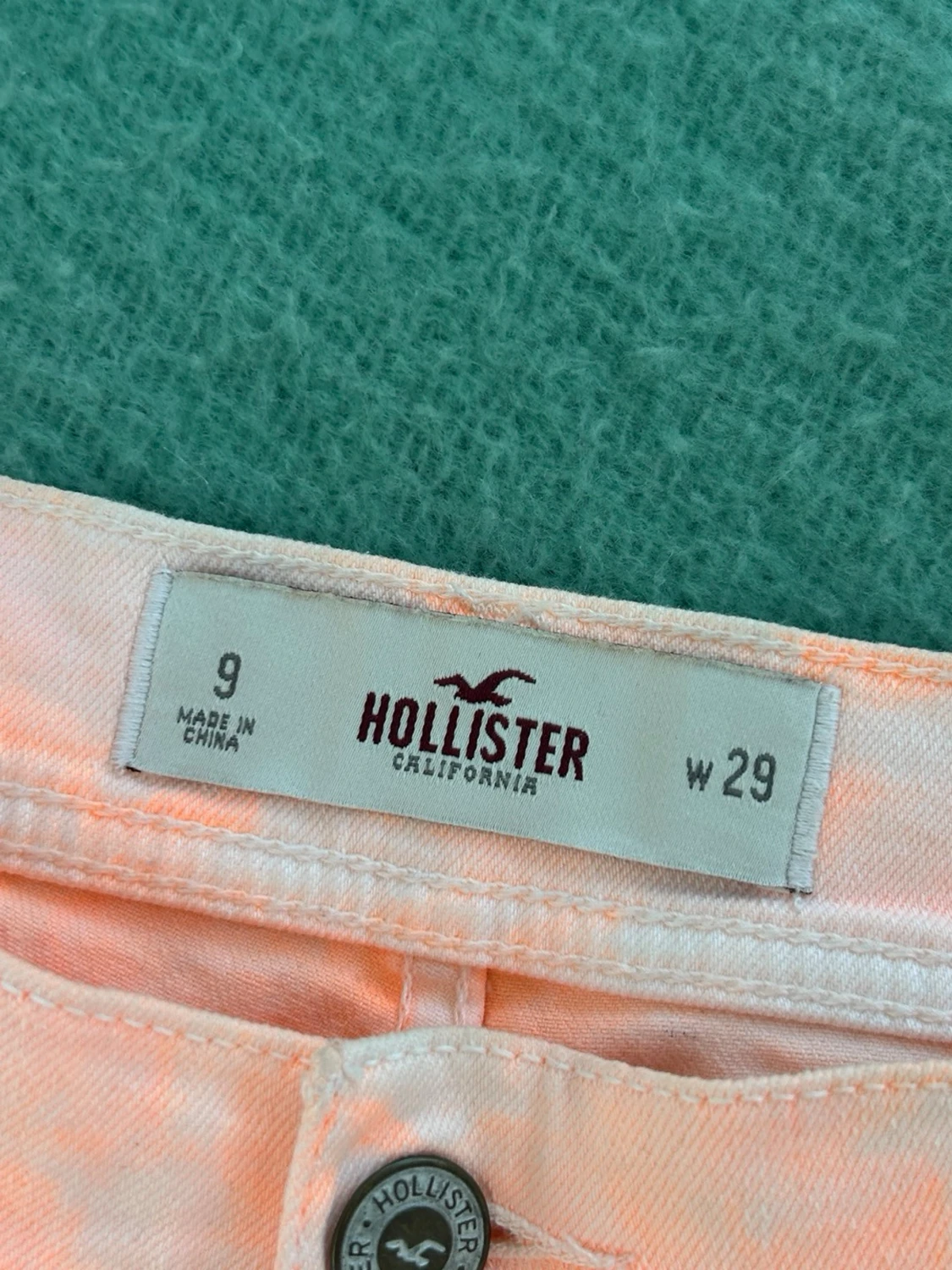 Hollister lågmidjade jeansshorts  - 3