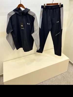 Under Armour dress  - -