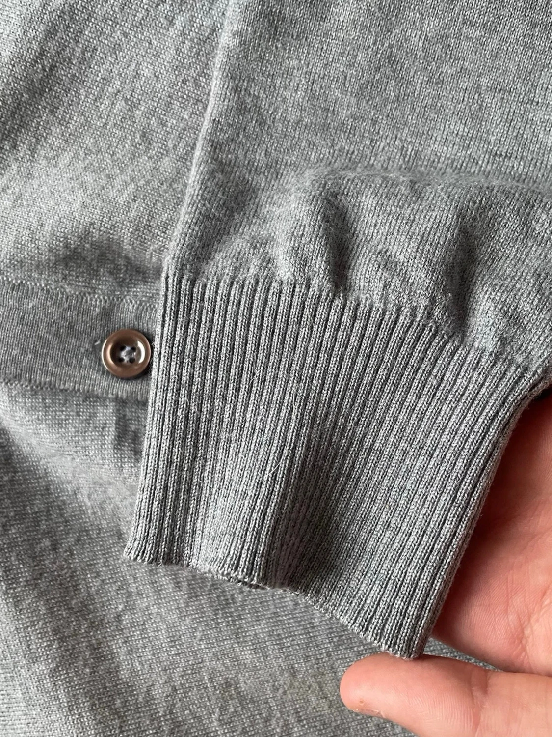 Grå kofta från Stenströms med knappar - 2