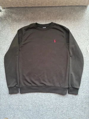 Polo tröja  - Polo tröja i fint skick 