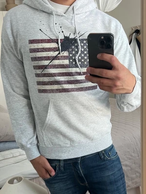 Concrete ink hoodie  - Nytt skick 