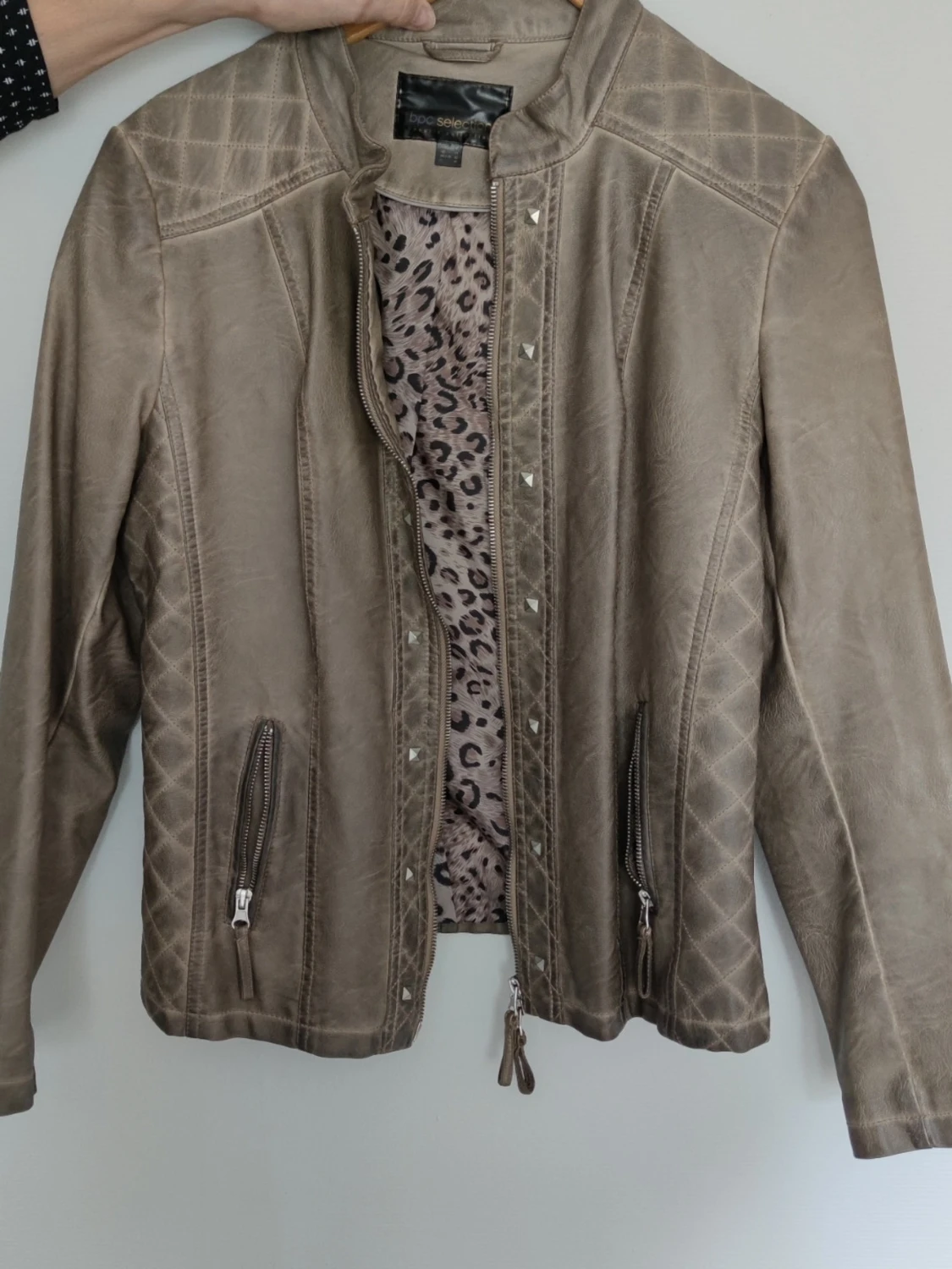 Beige skinnjacka 