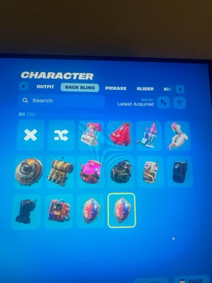 S1,2,3,4 fortnite konto  - Og konto med skins och emotes från s1-5. Sparkle specialist, blue squire, royale knight, reaper, floss, take the L. The worm, wiggle, ride the pony med flera. Går art byta mejl och nummer på kontot direkt. Pris går att diskutera!