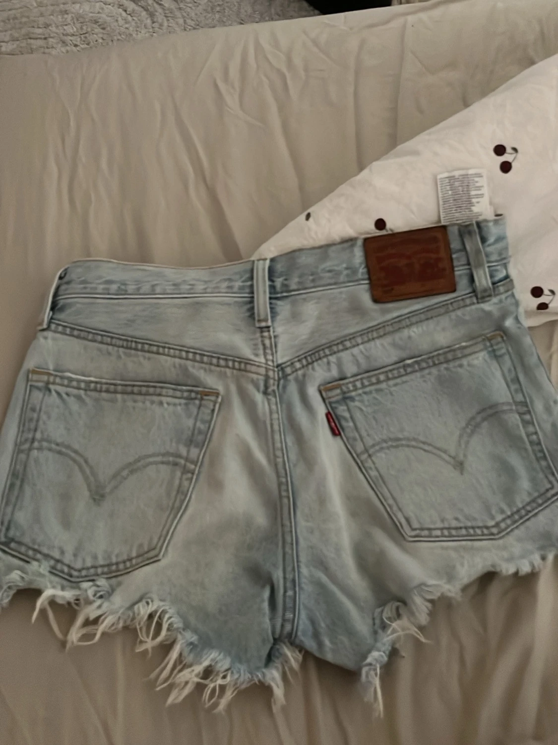 Ljusblå jeansshorts från Levi's - 1