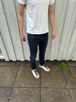 Replay Anbass jeans - Replay jeans - Modell: Anbass - Storlek: W29/L32 - skick: 9/10 - Nypris runt 2000kr