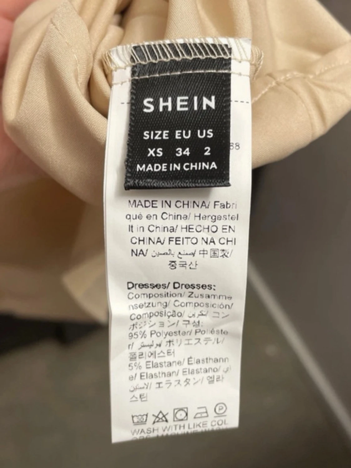 Crémefärgad Shein Underklänning  - 3