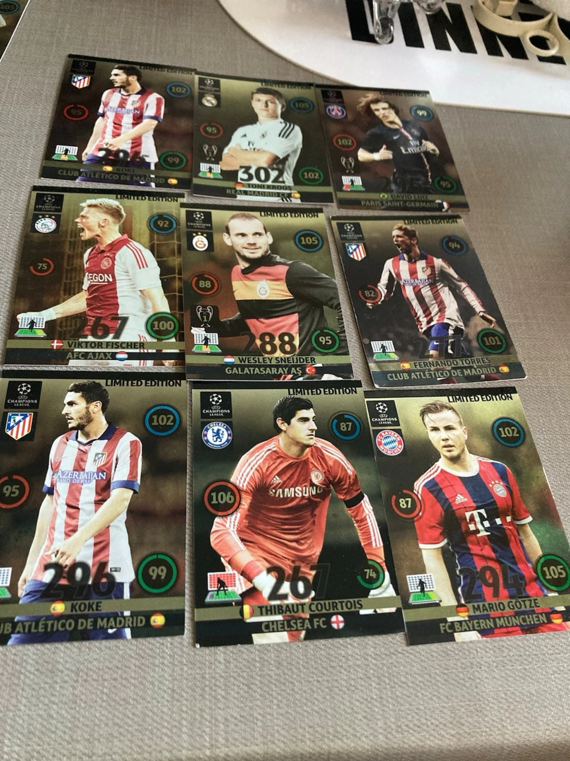 Samling Limited Edition fotbollskort 13/14 kan sälja styckvis förhandling via meddelande  - 1