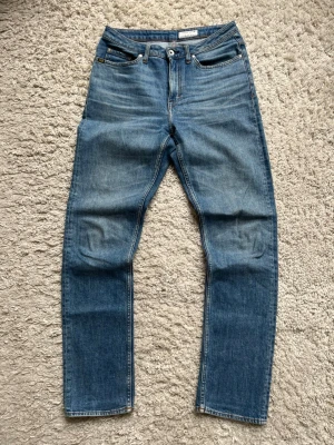 Ljusblå Tiger of Sweden jeans - Ljusblå tvättade Tiger of Sweden jeans i modellen Meg Storlek 29/34 Inga defekter Hör av er vid frågor eller förhandling!