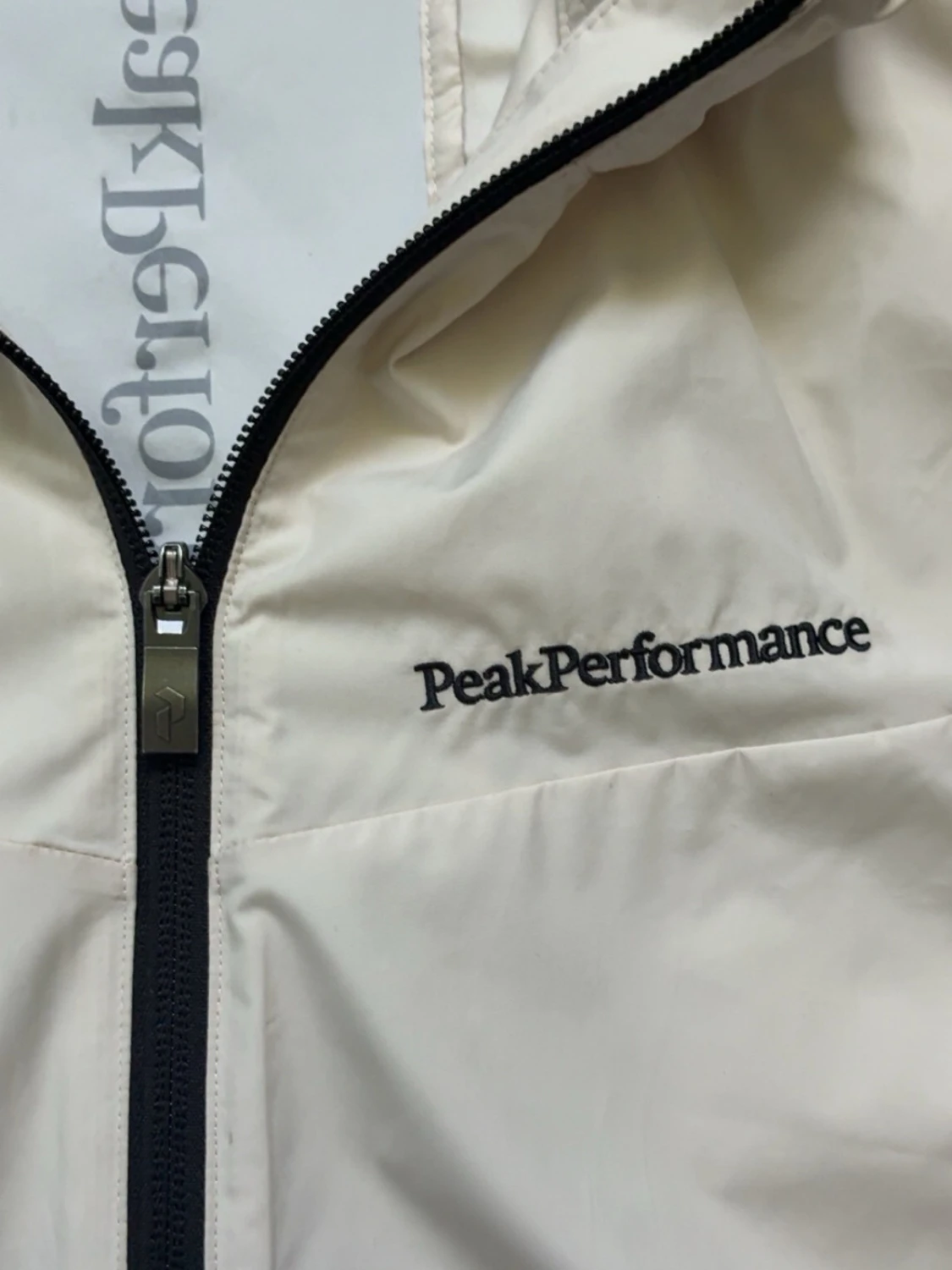 Beige väst från Peak Performance - 4