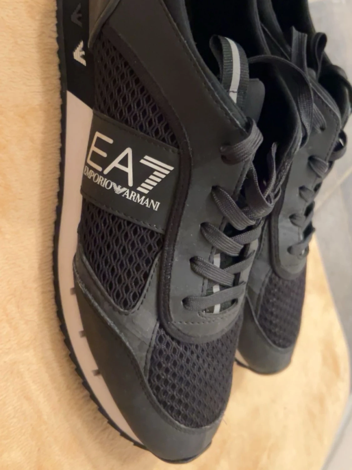 Svarta EA7 Emporio Armani sneakers - 1