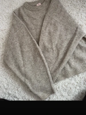 SÖKER!! - Söker i xs