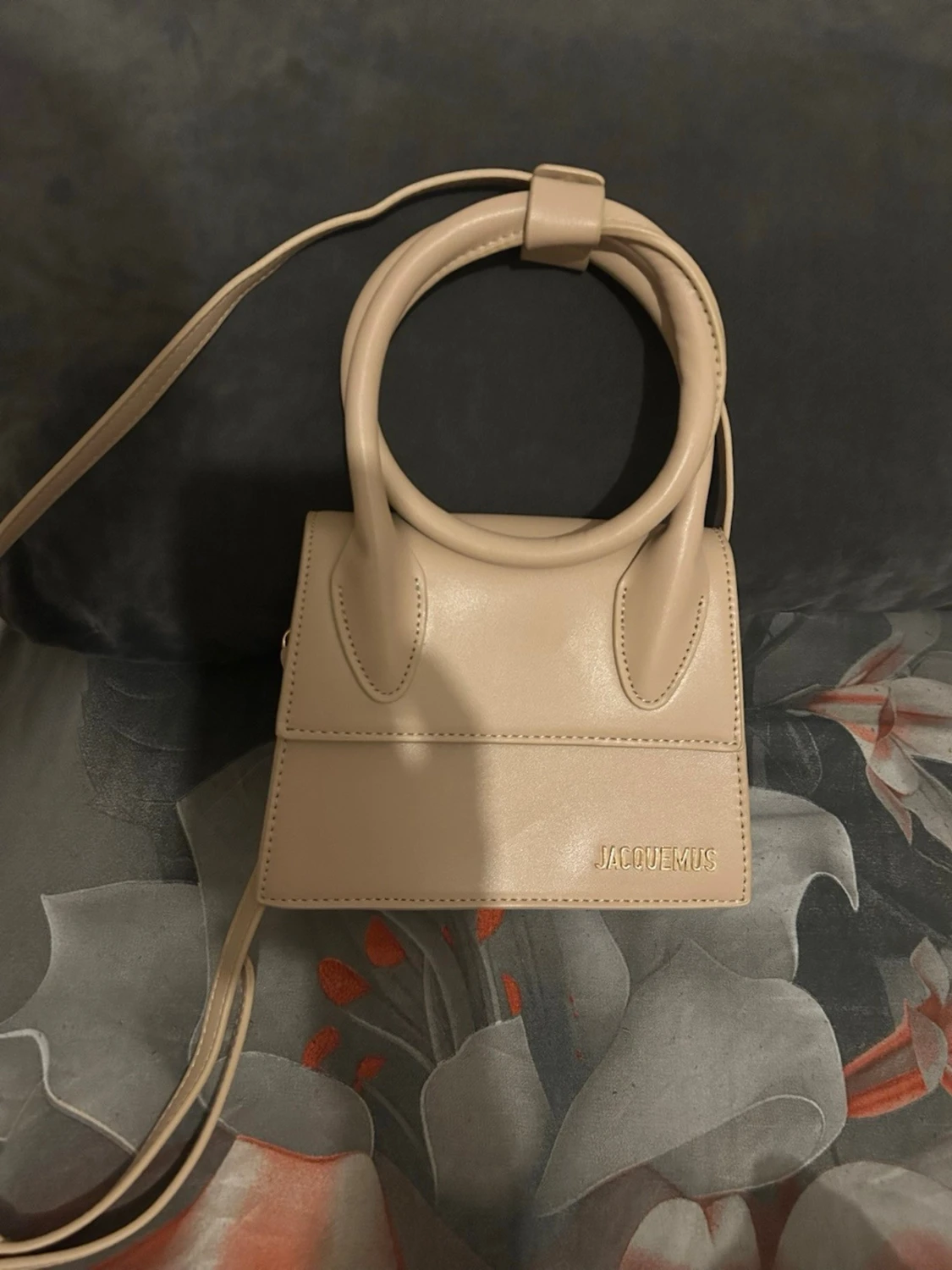 Beige Jacquemus Le Chiquito väska