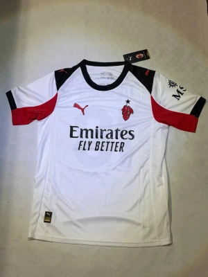 Christopher  Nkunku Matchtröja - Christopher Nkunku borta tröja från säsongen 25/26 och tröjan är i nyskick