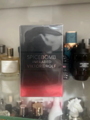 Spicebomb Infrared från Viktor & Rolf - Till byte.