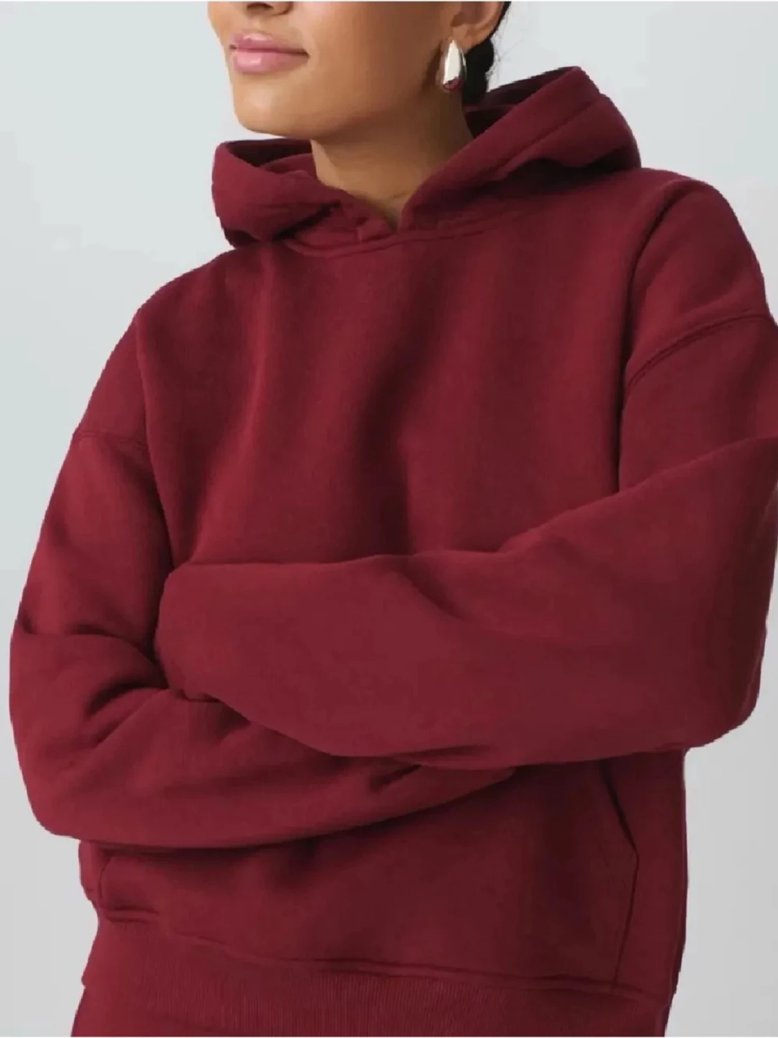 vinröd hoodie
