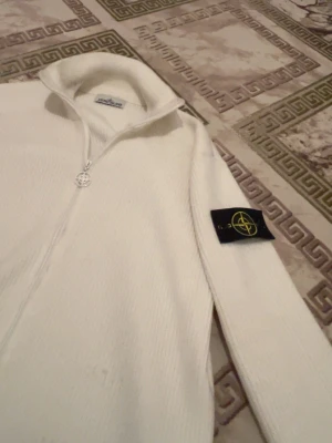 Vit stickad ziptröja Stone Island - Storlek M 
