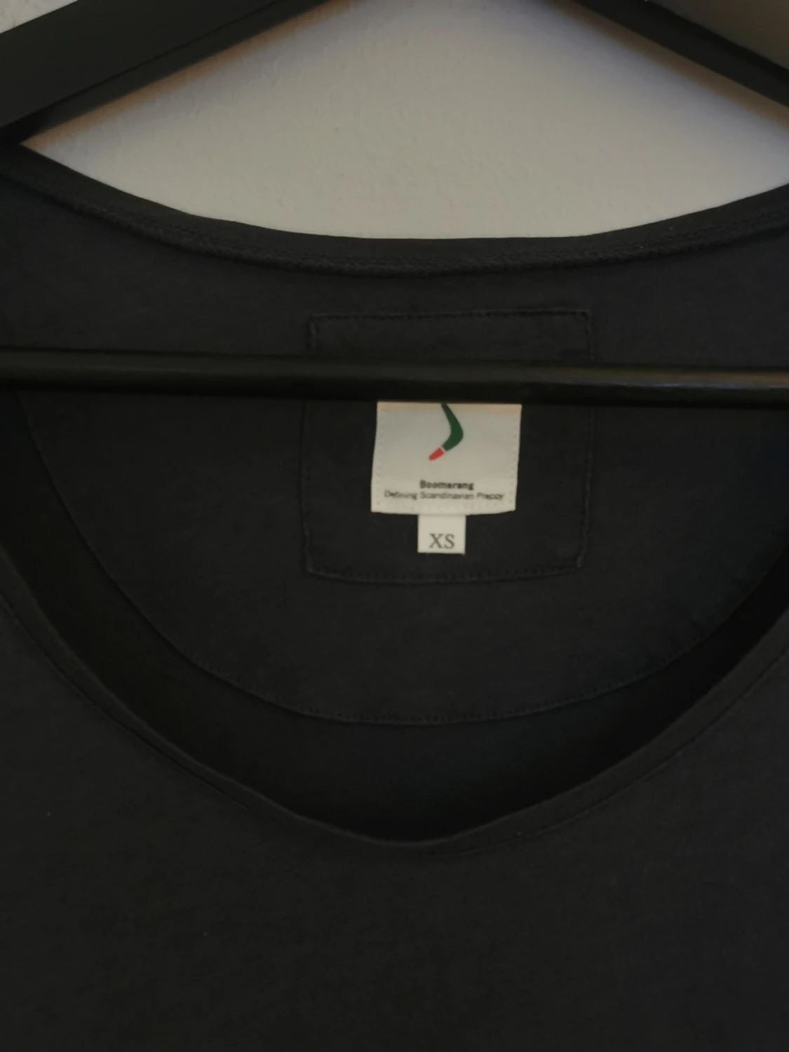 Mörkblå topp med halvärm från Boomerang, storlek XS - 4