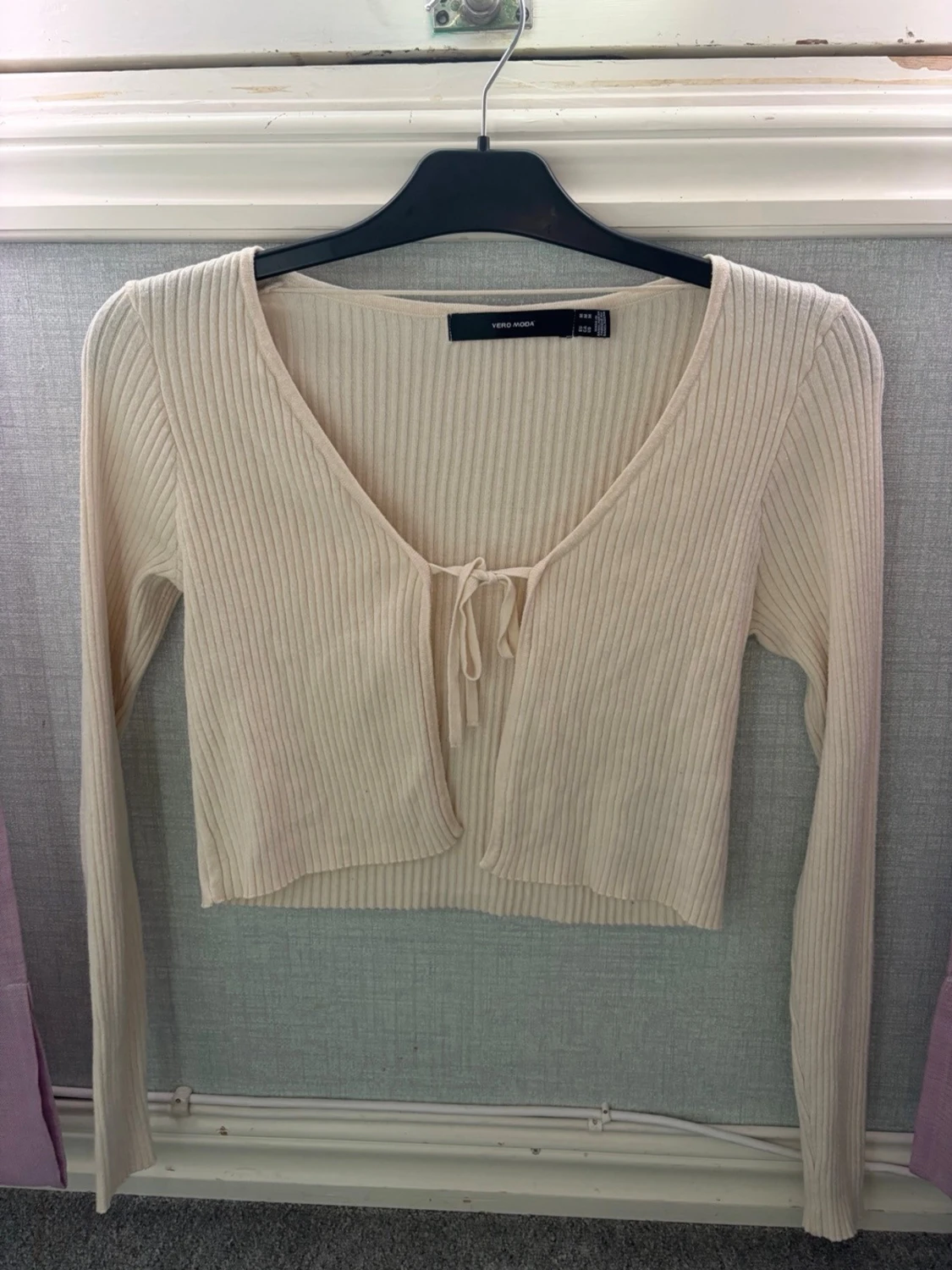 Beige ribbad kofta från Vera Moda